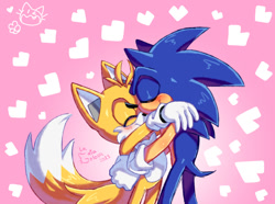 Size: 1108x824 | Tagged: safe, artist:la_gata_golosa_, miles "tails" prower, sonic the hedgehog, 2023, blushing, cute, duo, eyes closed, gay, gradient background, heart, hugging, shipping, signature, smile, sonic x tails, standing