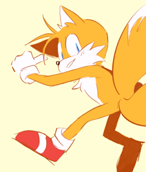 Size: 966x1139 | Tagged: safe, artist:leelingart, miles "tails" prower, icon, looking at viewer, simple background, smile, solo, thumbs up, yellow background, yellow fur