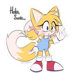 Size: 2048x2048 | Tagged: safe, artist:fluffyymel, miles "tails" prower, 2025, blushing, cute, dialogue, eye clipping through hair, gender swap, implied sonic, looking offscreen, mouth open, overalls, ribbon, signature, simple background, smile, solo, spanish text, standing, tailabetes, white background